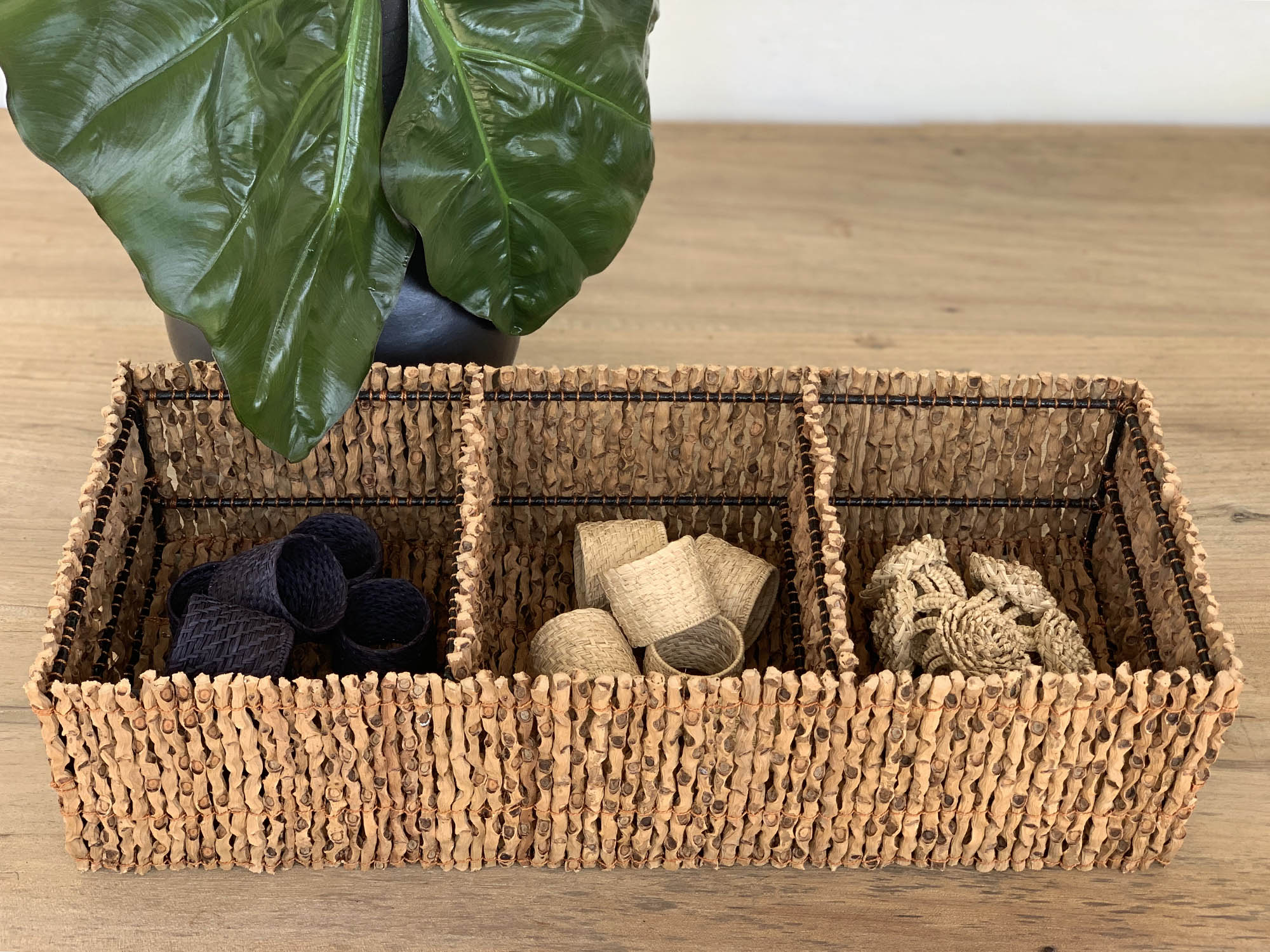 Seje Basket with Dividers